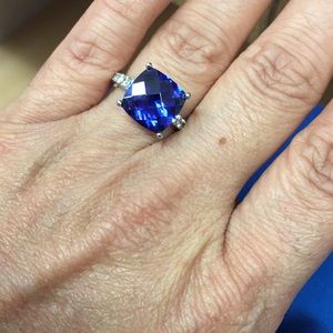 💍beautiful tanzanite ring